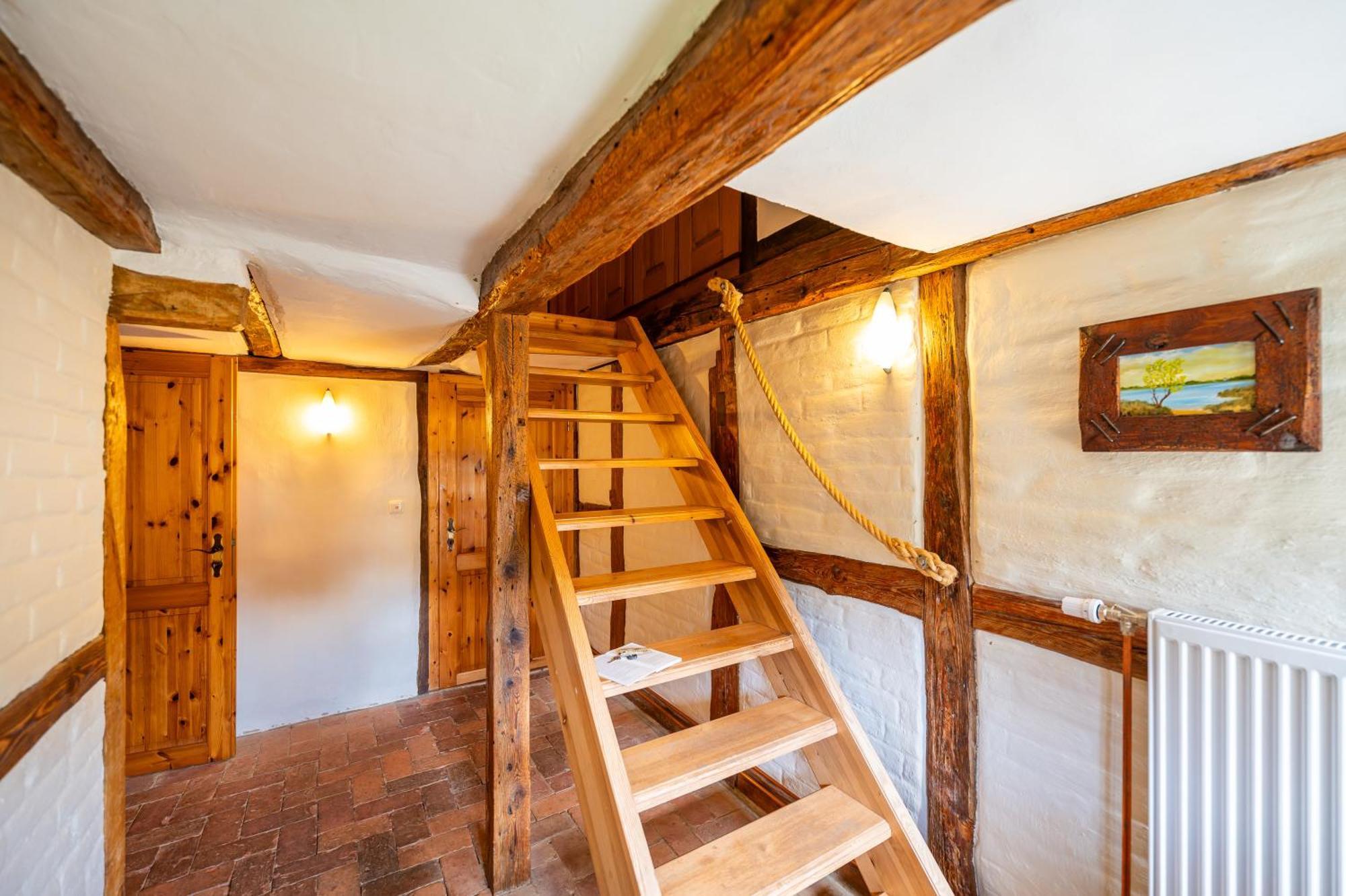 Hexenhaus Auf Ruegen Appartement Rappin Buitenkant foto